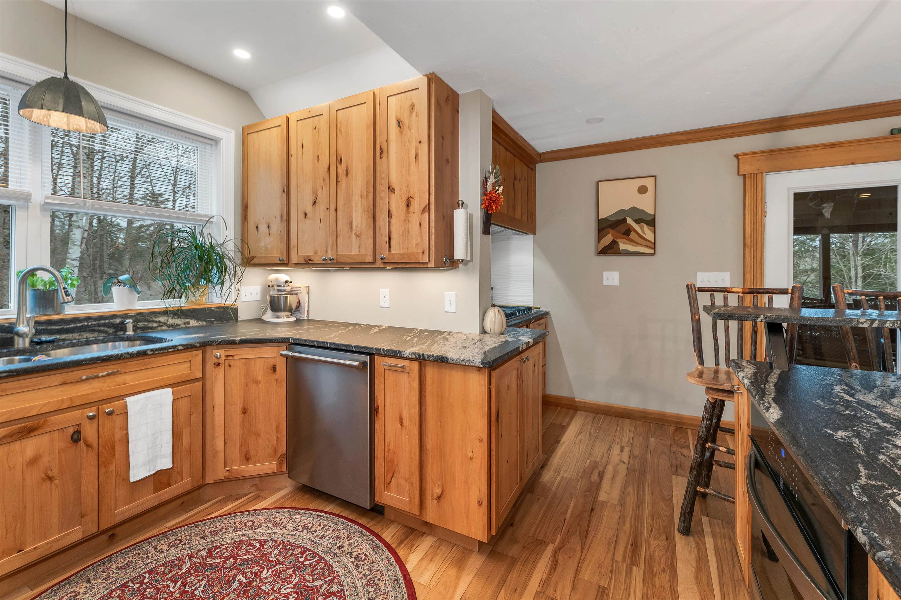 Meredith, New Hampshire, 03253, United States, 4 Bedrooms Bedrooms, ,2 BathroomsBathrooms,Residential,For Sale,1998295