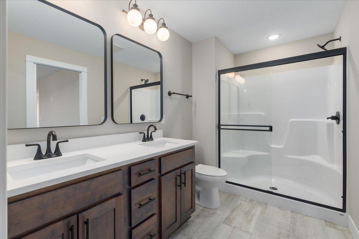 Houlton, Wisconsin, 54082, United States, 3 Bedrooms Bedrooms, ,2 BathroomsBathrooms,Residential,For Sale,1926269