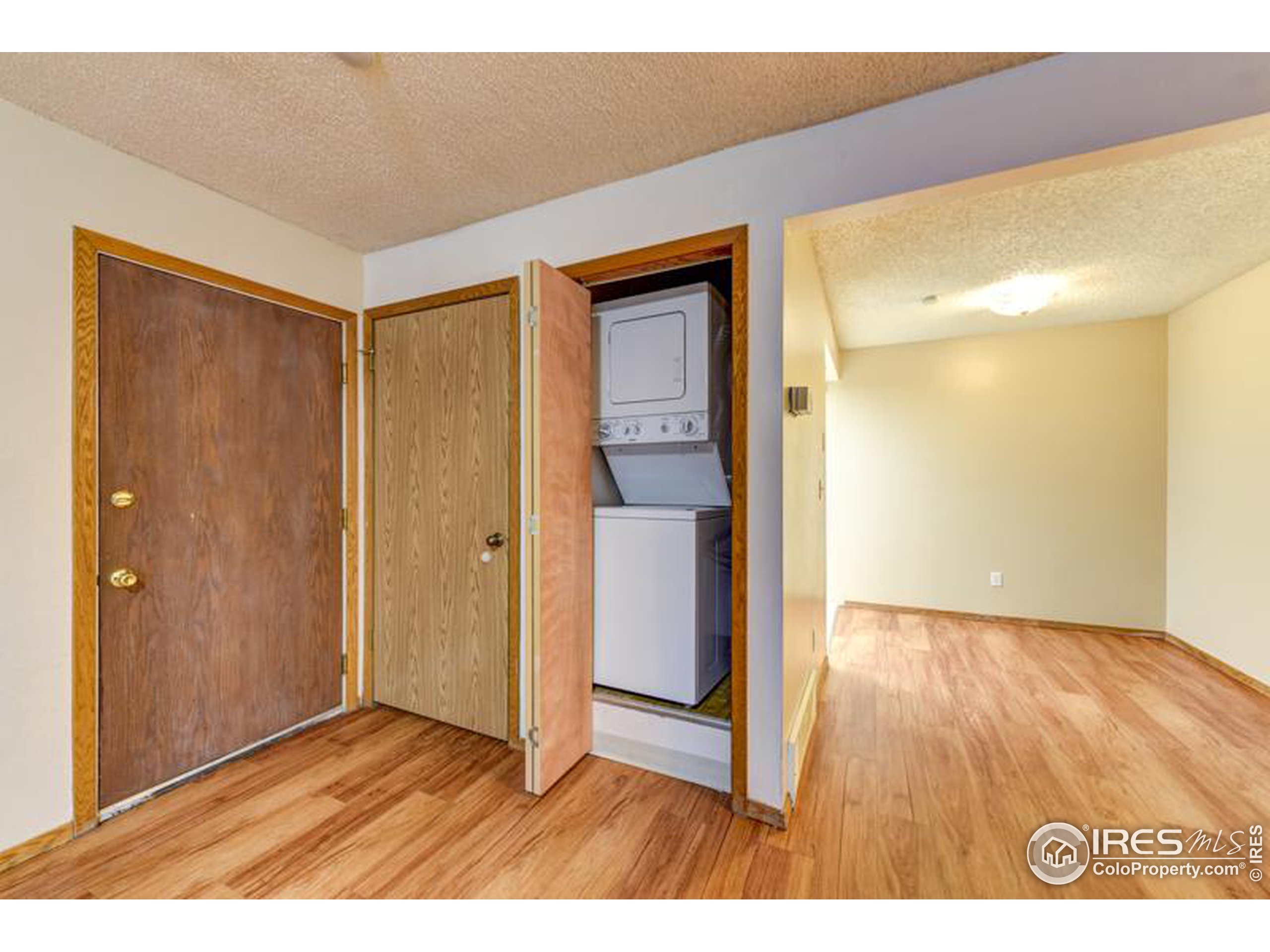 Boulder, Colorado, 80303, United States, 2 Bedrooms Bedrooms, ,1 BathroomBathrooms,Residential,For Sale,1758628
