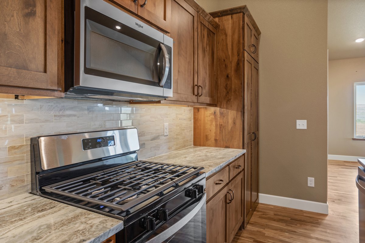 Cheyenne, Wyoming, 82009, United States, 3 Bedrooms Bedrooms, ,2 BathroomsBathrooms,Residential,For Sale,1905724