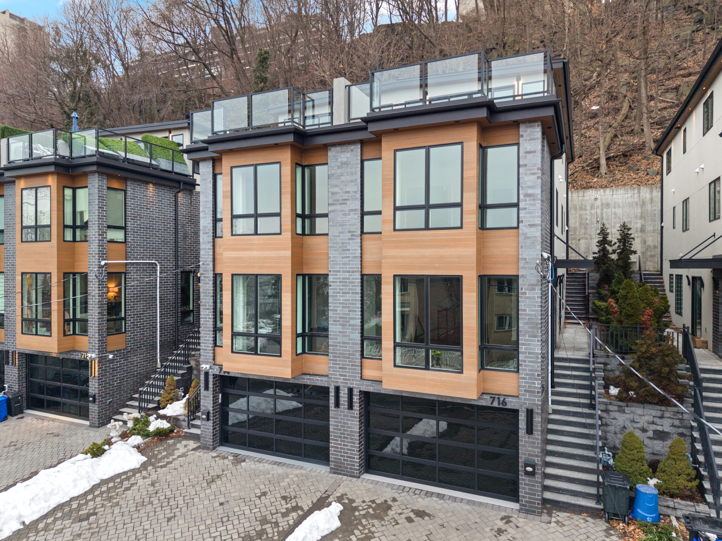  712 Undercliff Avenue, Edgewater, NJ, 07020 - 物件實景