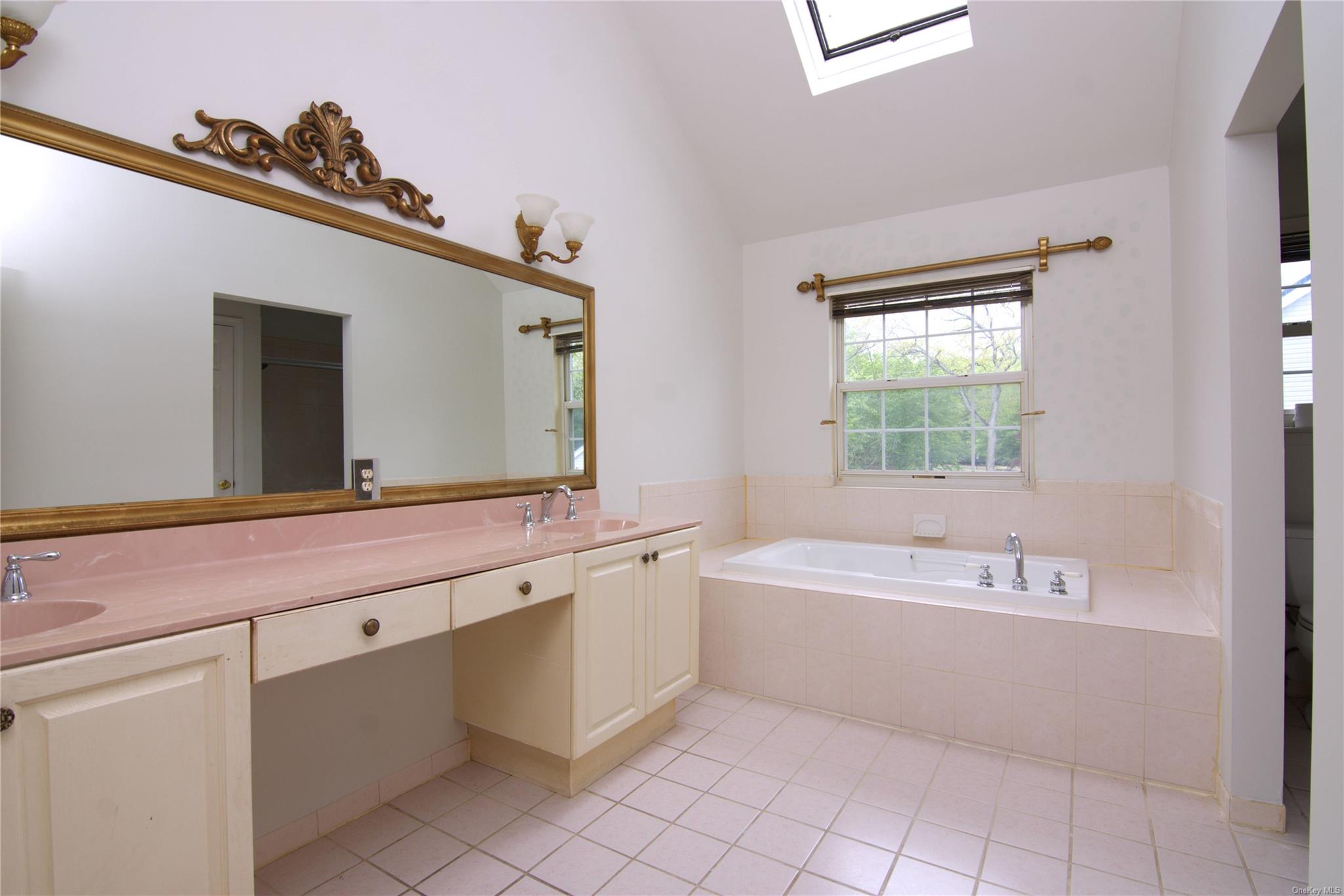 Smithtown, New York, 11787, United States, 4 Bedrooms Bedrooms, ,3 BathroomsBathrooms,Residential,For Sale,1728654