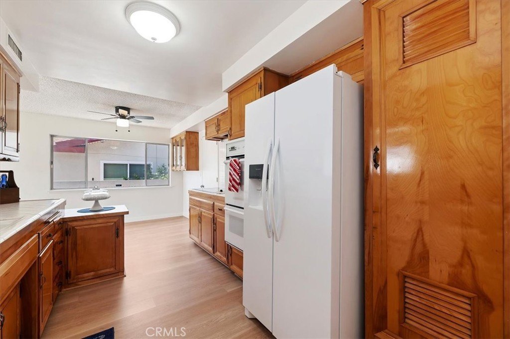 Pomona, California, 91767, United States, 4 Bedrooms Bedrooms, ,2 BathroomsBathrooms,Residential,For Sale,1827977