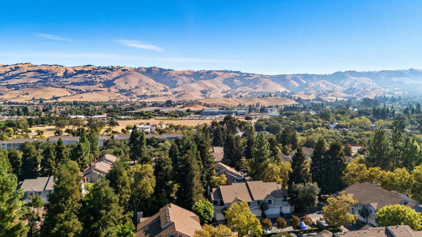 San Jose, California, 95121, United States, 2 Bedrooms Bedrooms, ,2 BathroomsBathrooms,Residential,For Sale,1950993