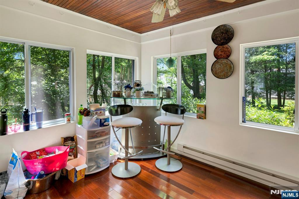 West Orange, New Jersey, 07052, United States, 6 Bedrooms Bedrooms, ,4 BathroomsBathrooms,Residential,For Sale,1826620