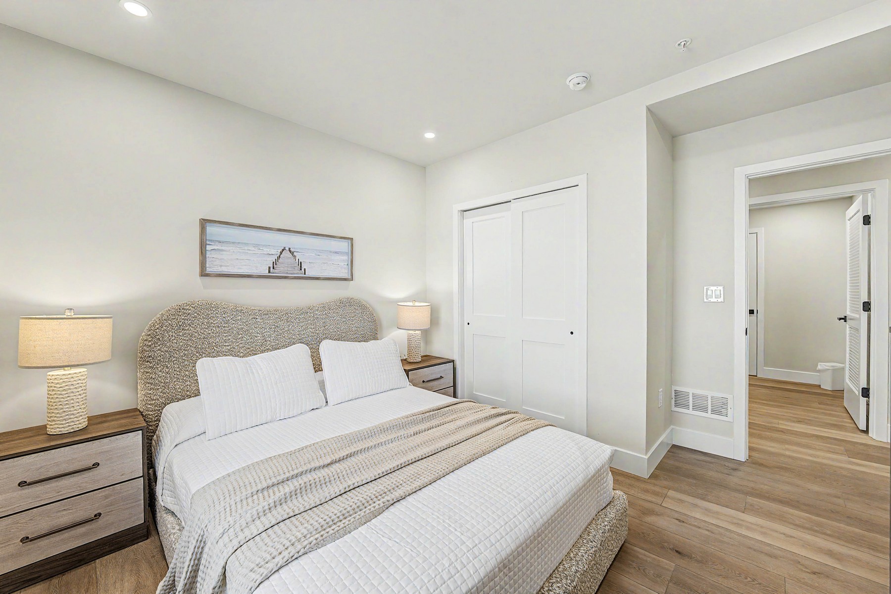  323 E Oak Avenue #101 - 物件實景
