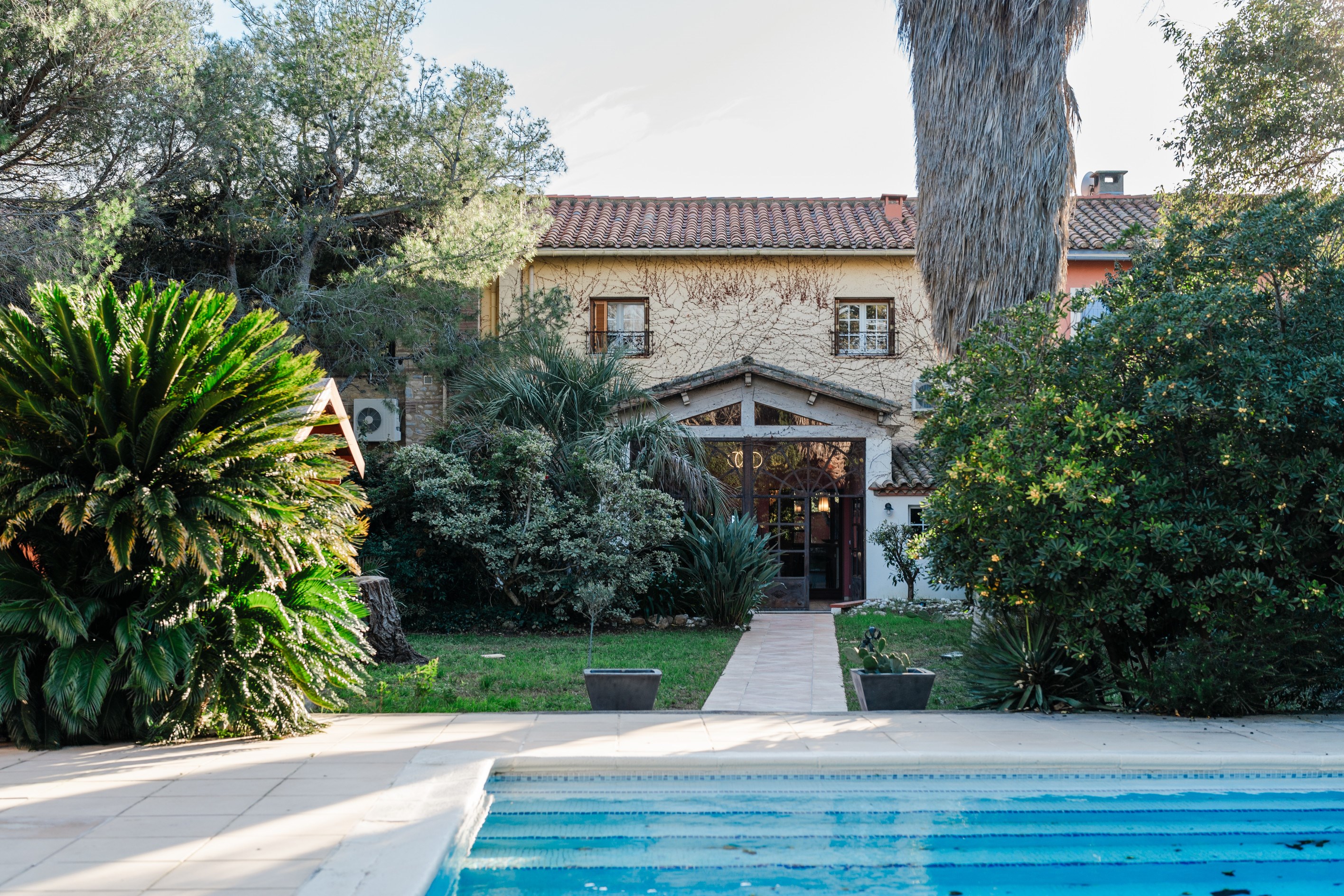  Exclusive : Charming renovated part of a domain on a tree-lined plot wih swimmi… - 物件實景