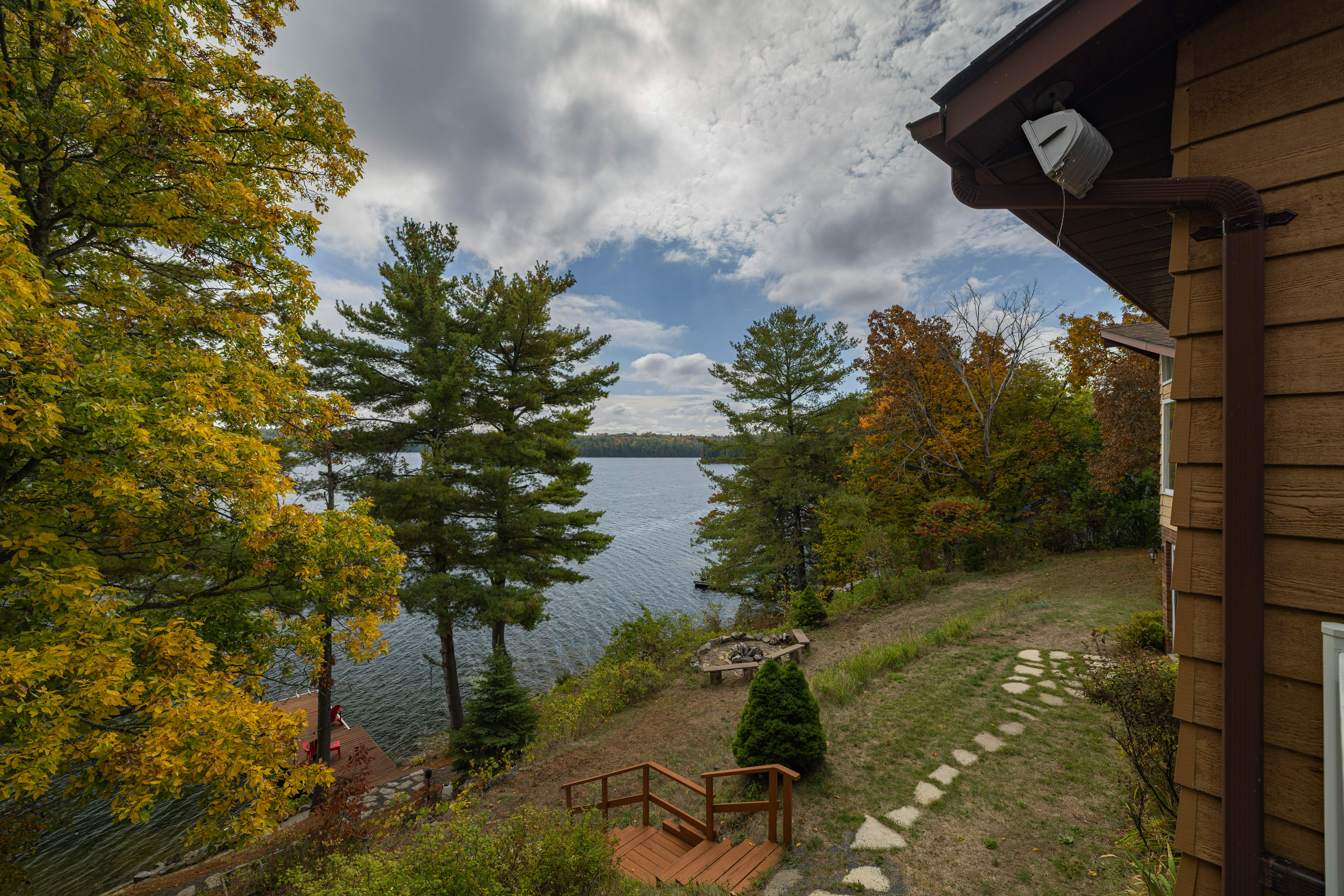 South Frontenac, Ontario, K0H 2L0, CA, 3 Bedrooms Bedrooms, ,3 BathroomsBathrooms,Residential,For Sale,1960739