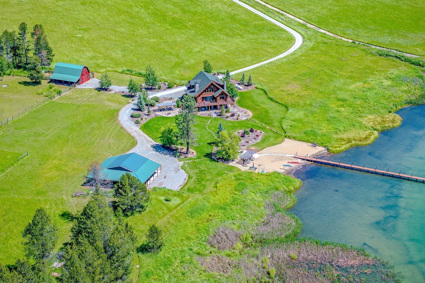  Camp Peine Waterfront Estate - 物件實景