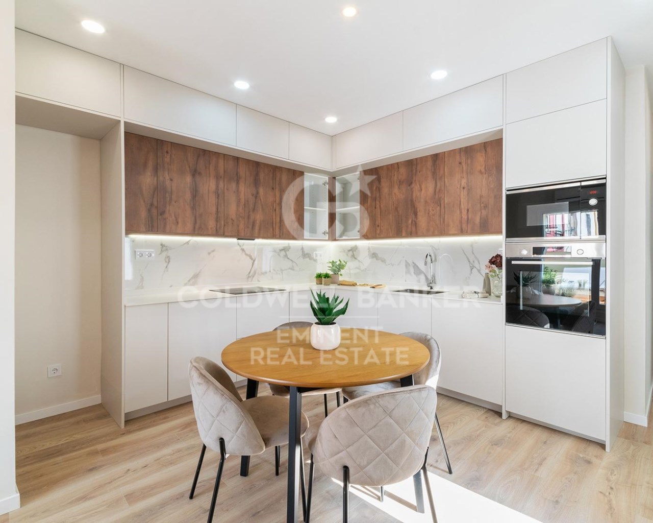 Barcelona, Catalonia, ES, 3 Bedrooms Bedrooms, ,2 BathroomsBathrooms,Residential,For Sale,1785148