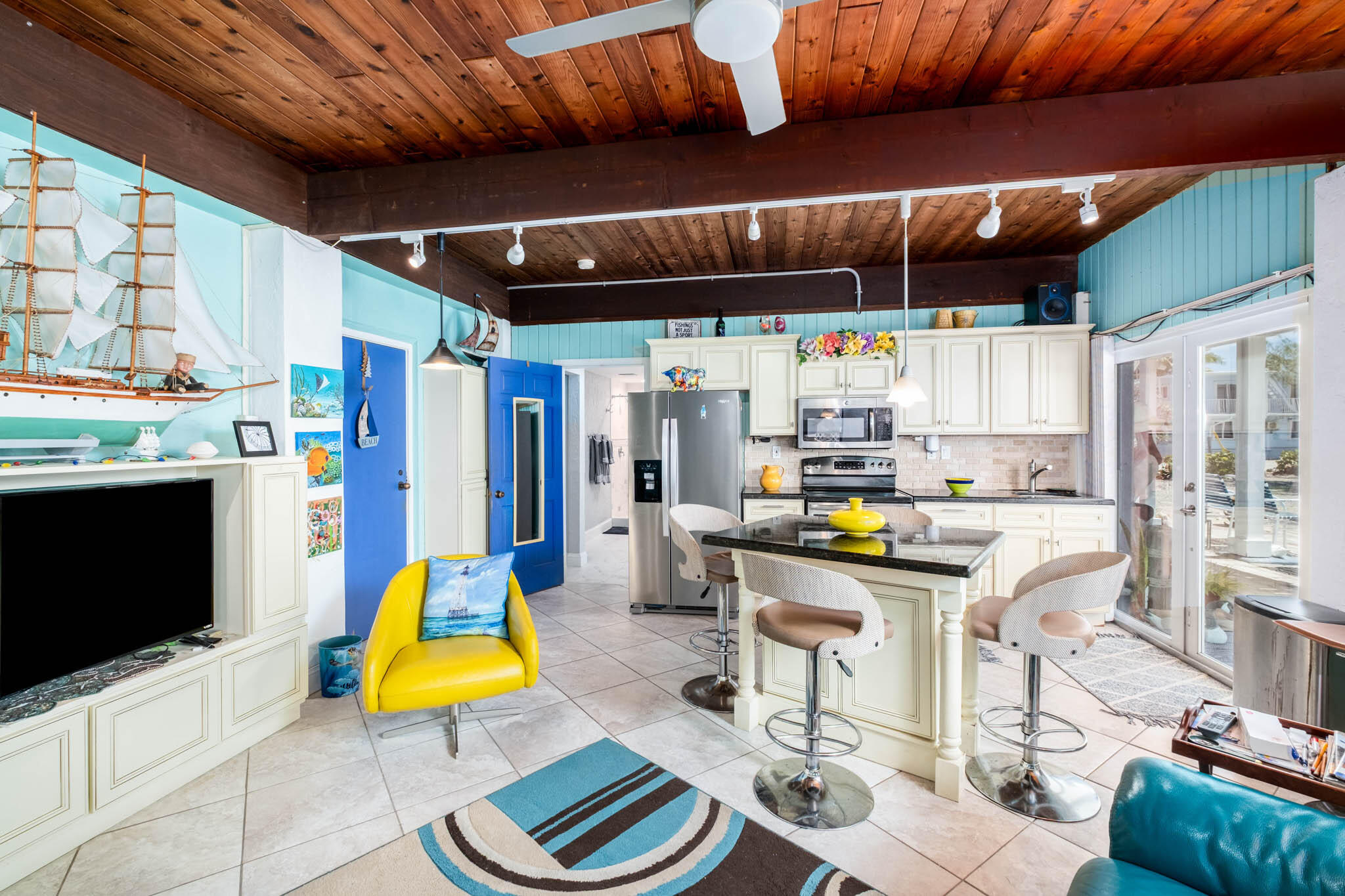 ISLAMORADA, Florida, 33036, United States, 3 Bedrooms Bedrooms, ,3 BathroomsBathrooms,Residential,For Sale,1947768