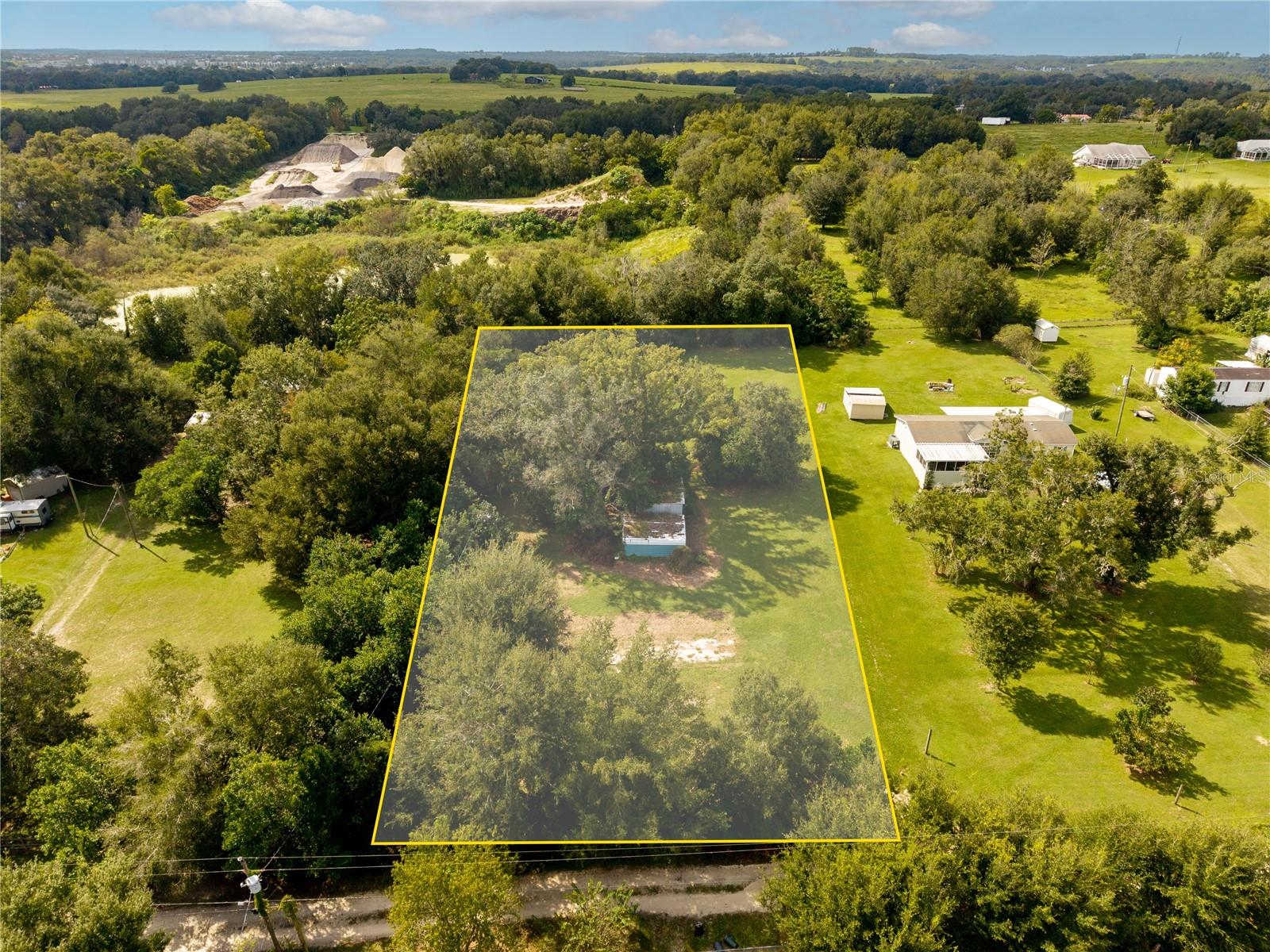 Heather Dr, Zephyrhills, FL 33540