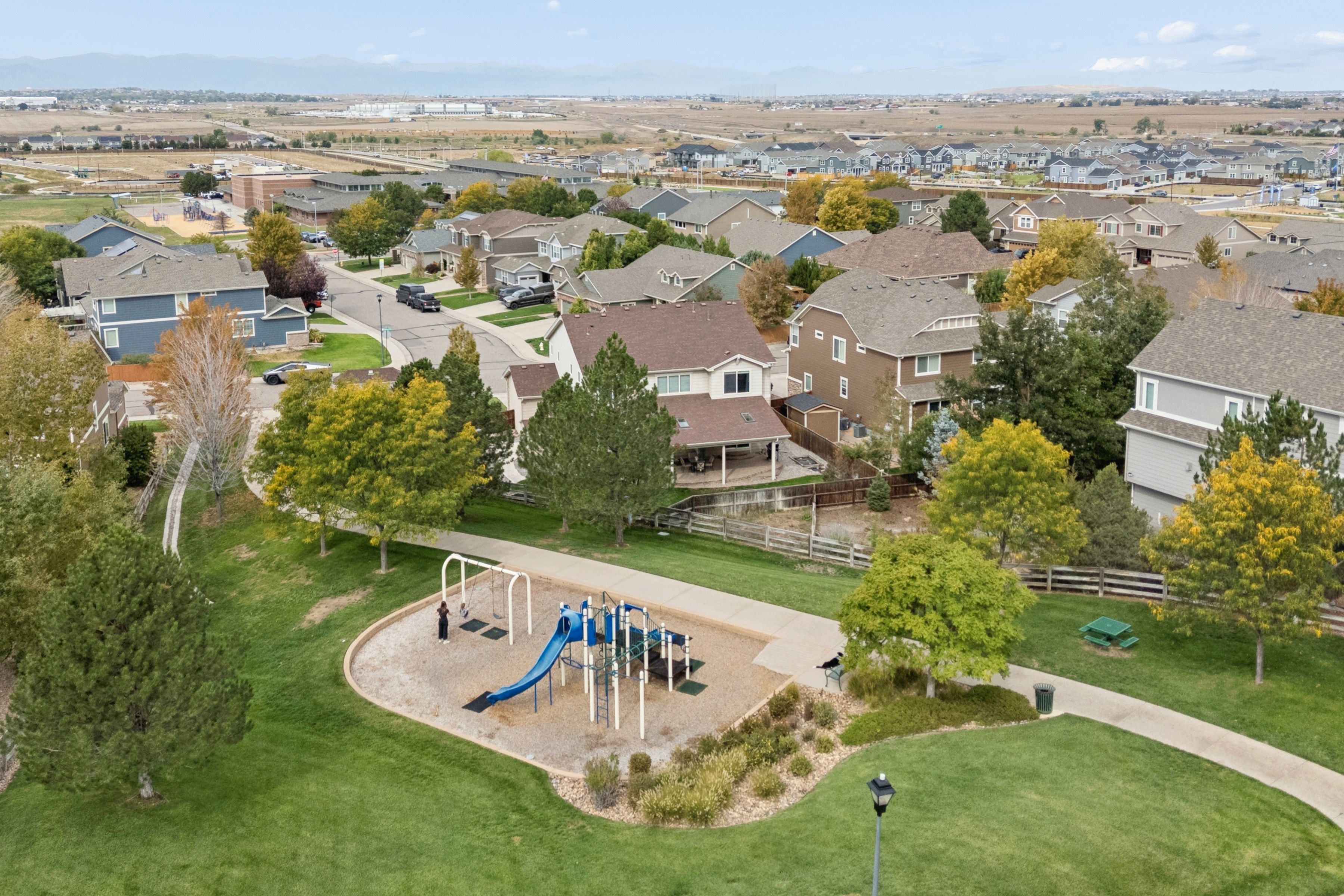  Beautiful Home Located in the Highly Desirable Haven at York Street Community - 物件實景