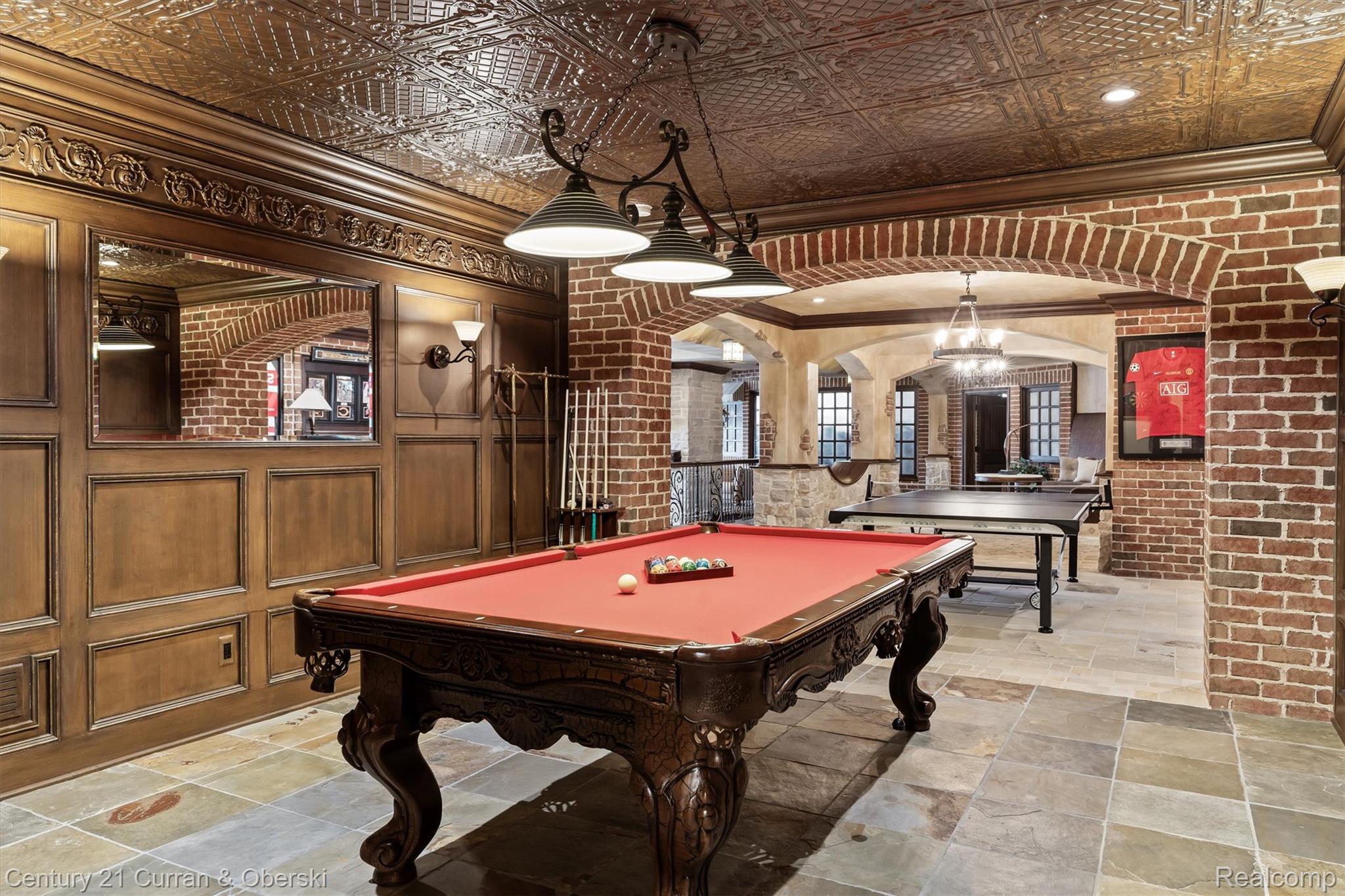 Northville, Michigan, 48168, United States, 4 Bedrooms Bedrooms, ,7 BathroomsBathrooms,Residential,For Sale,2038864