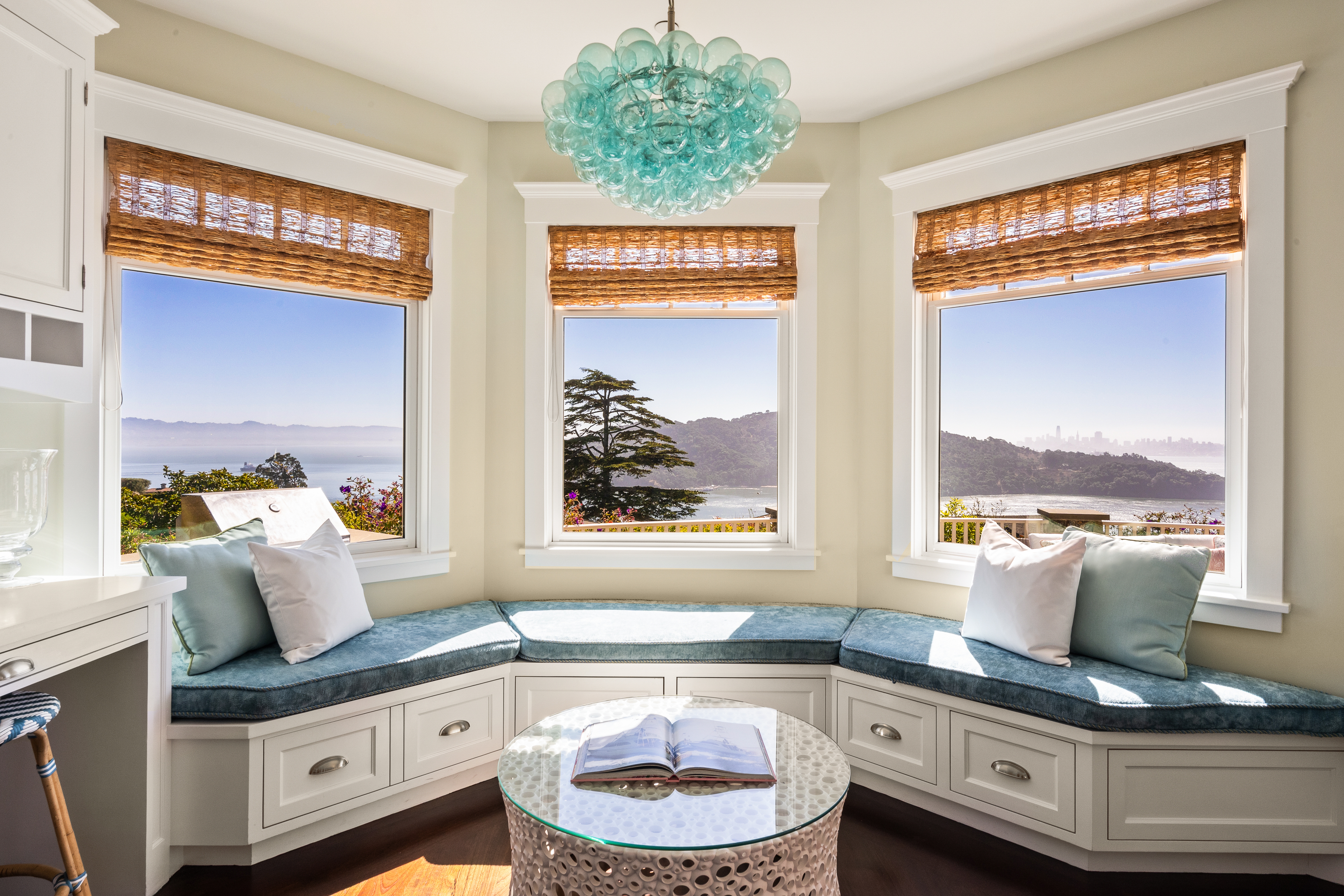  East Coast-Inspired Estate with Sweeping City, Bridge and Mount Tam Views - 物件實景