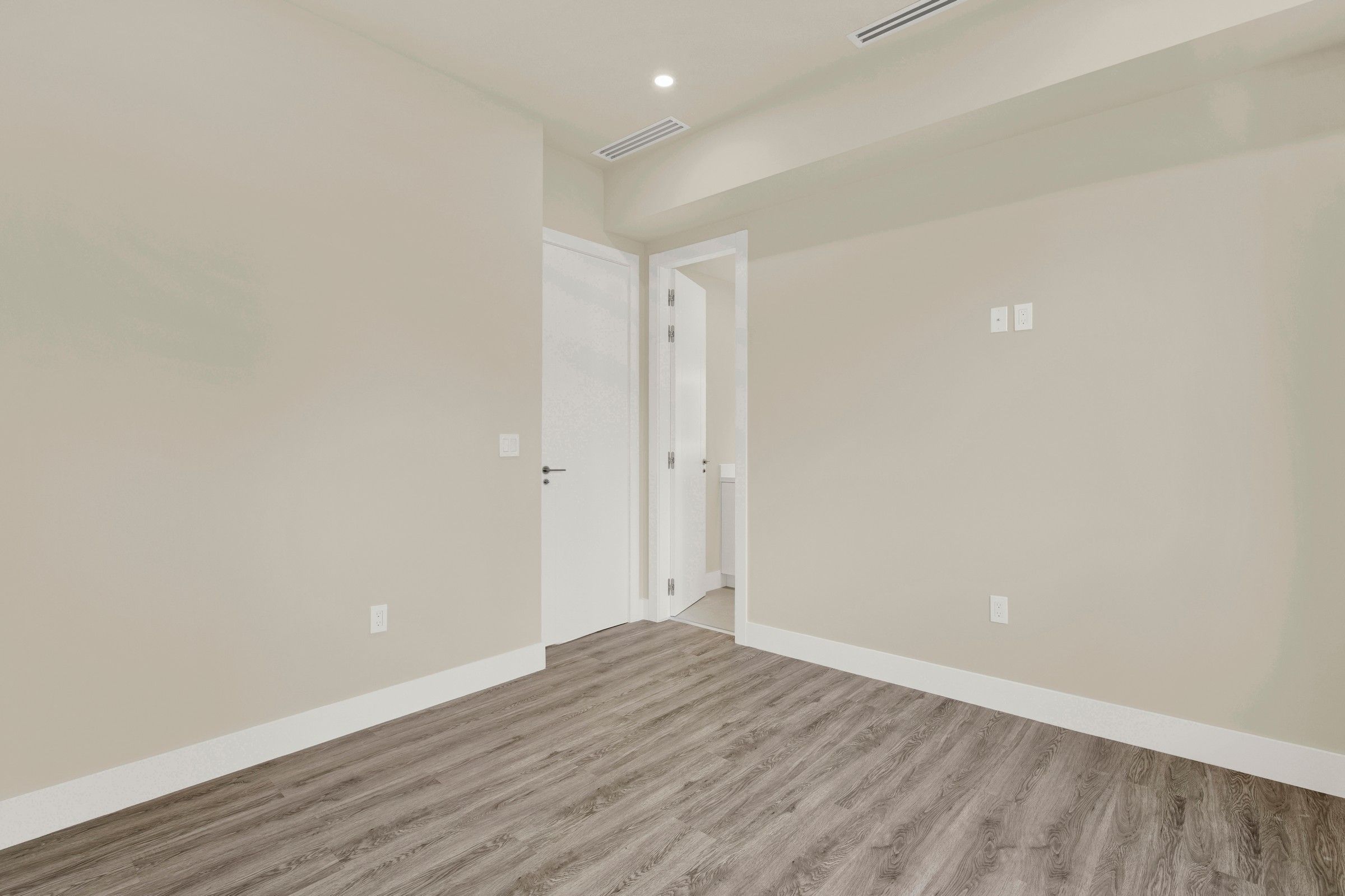  3437 SW 29th St, Miami, FL, 33133 - 物件實景
