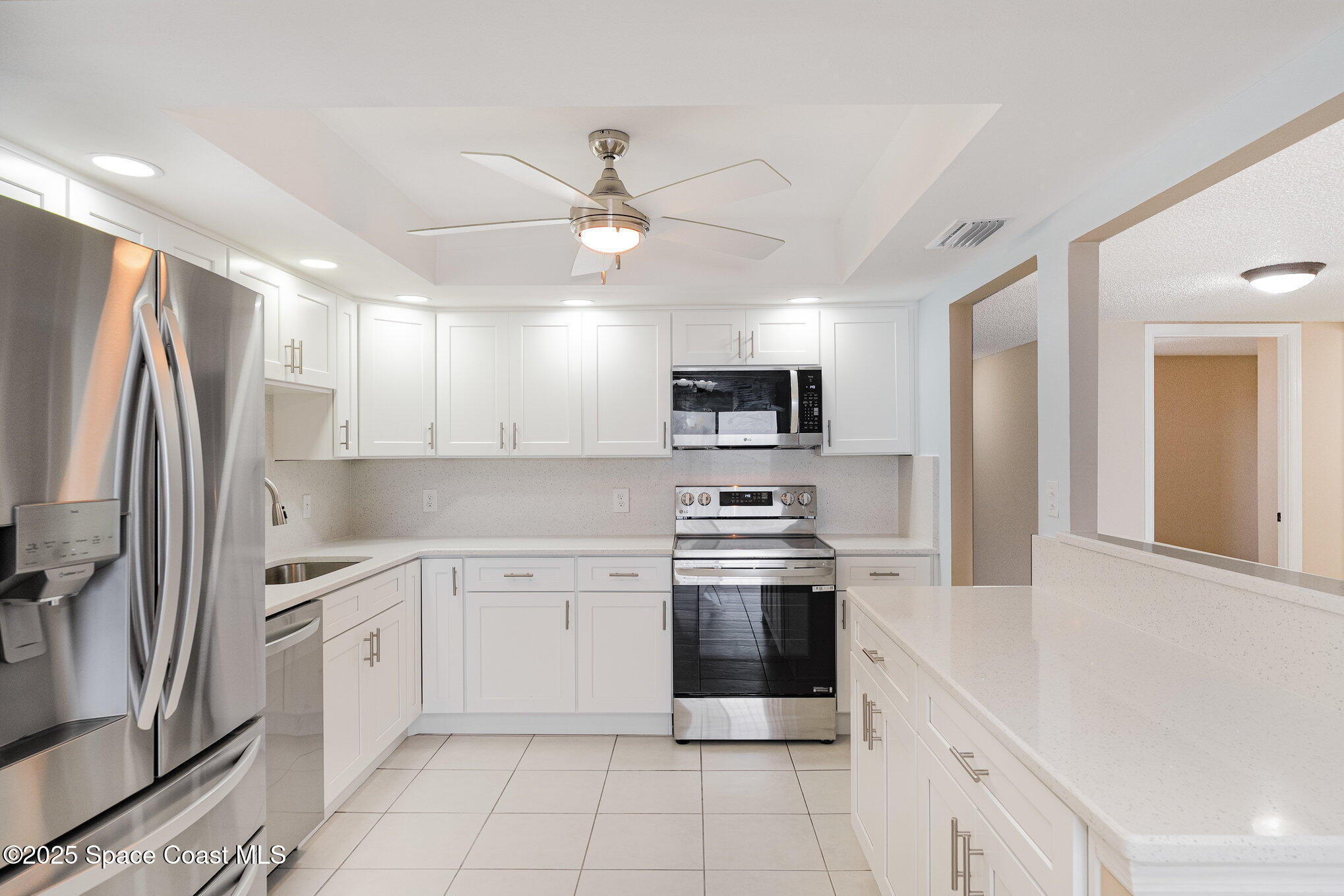 Cocoa Beach, Florida, 32931, United States, 3 Bedrooms Bedrooms, ,2 BathroomsBathrooms,Residential,For Sale,1974236