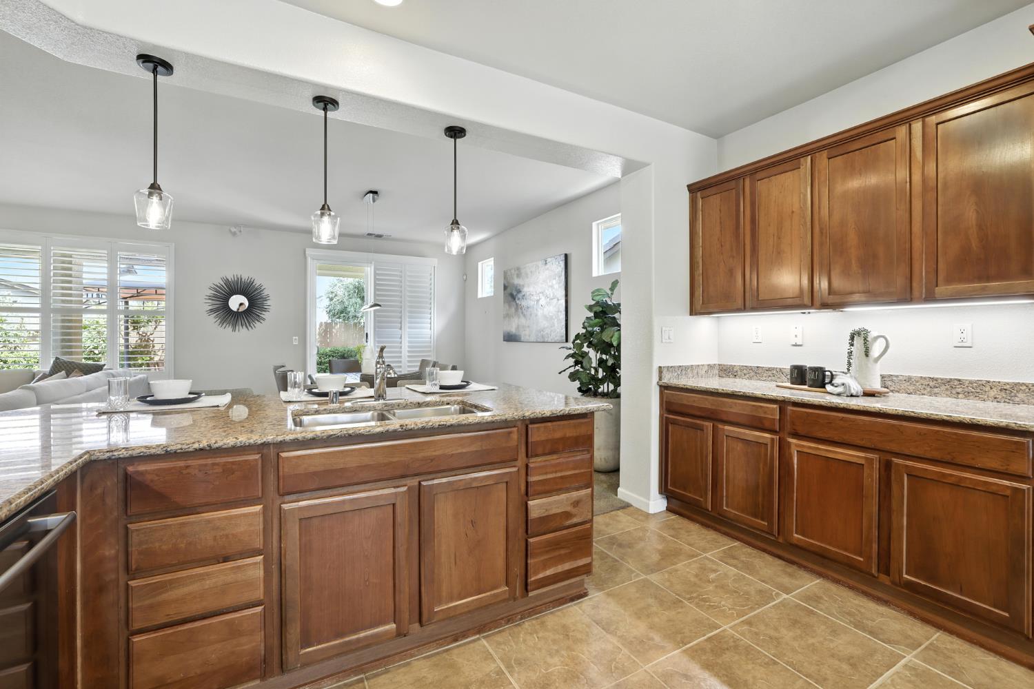Elk Grove, California, 95757, United States, 2 Bedrooms Bedrooms, ,2 BathroomsBathrooms,Residential,For Sale,1901931