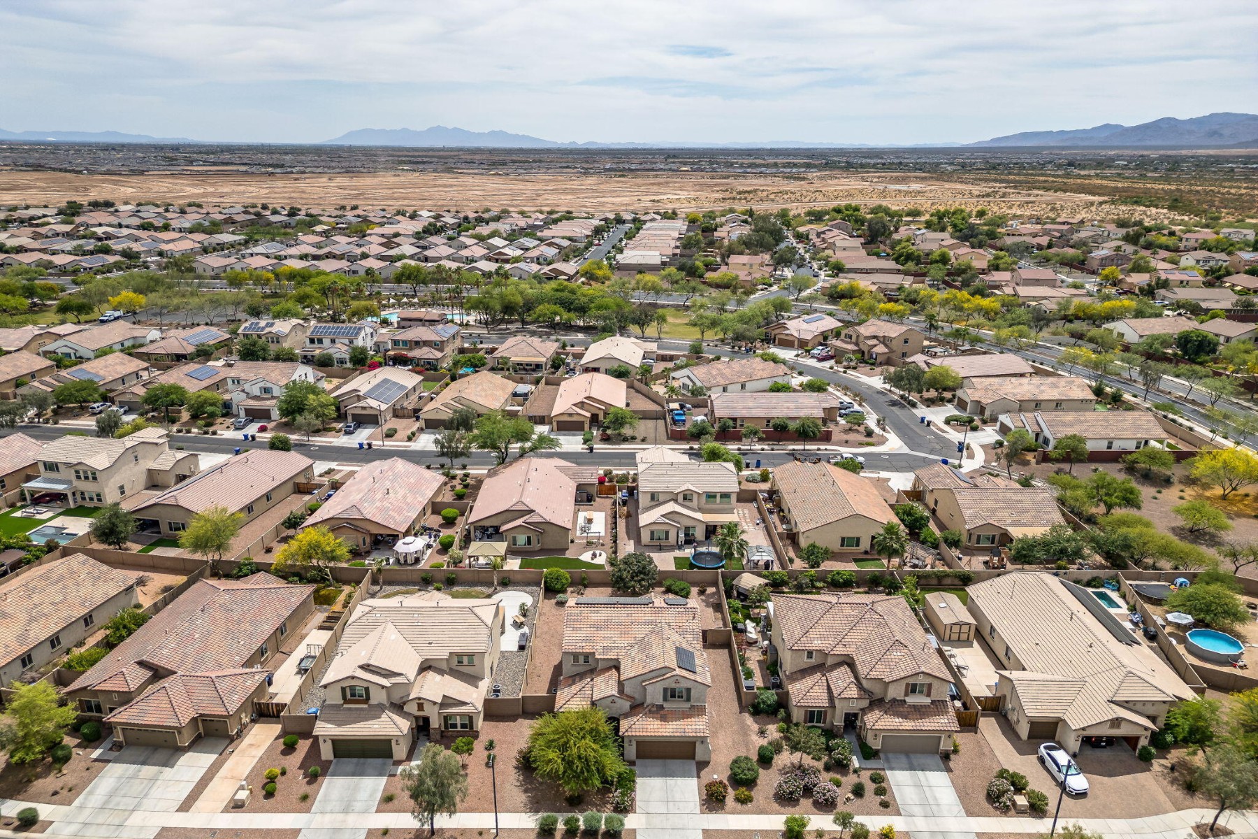  17543 W Buckhorn Trail  Surprise, AZ - 物件實景