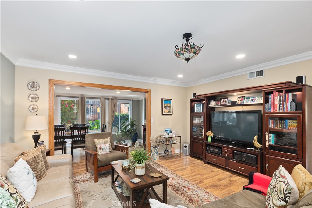 Highland, California, 92346, United States, 3 Bedrooms Bedrooms, ,2 BathroomsBathrooms,Residential,For Sale,1994839