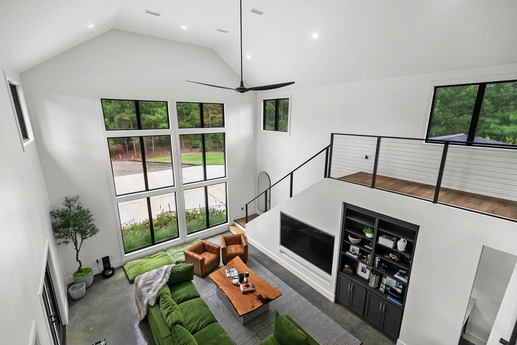 Webb, Alabama, 36376, United States, 3 Bedrooms Bedrooms, ,3 BathroomsBathrooms,Residential,For Sale,1917089