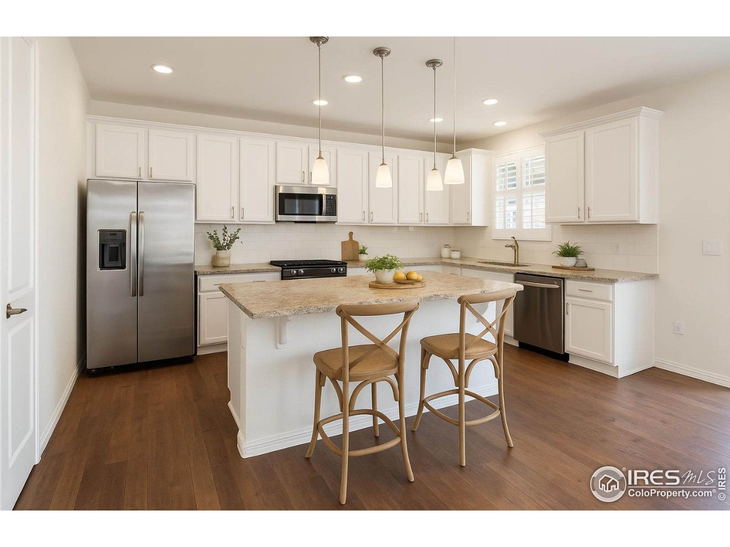 Thornton, Colorado, 80602, United States, 4 Bedrooms Bedrooms, ,4 BathroomsBathrooms,Residential,For Sale,1988981