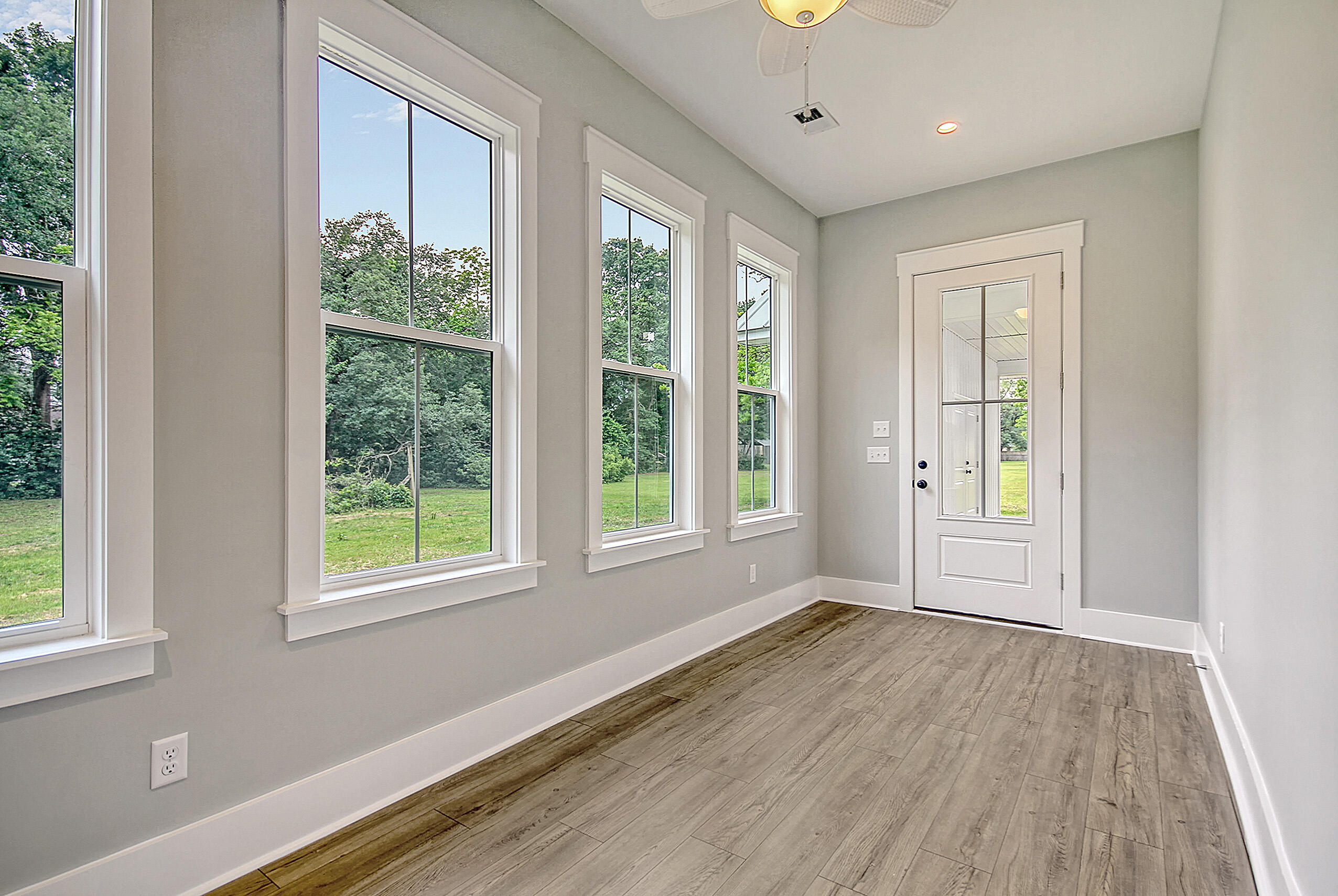 Huger, South Carolina, 29450, United States, 2 Bedrooms Bedrooms, ,2 BathroomsBathrooms,Residential,For Sale,1891141