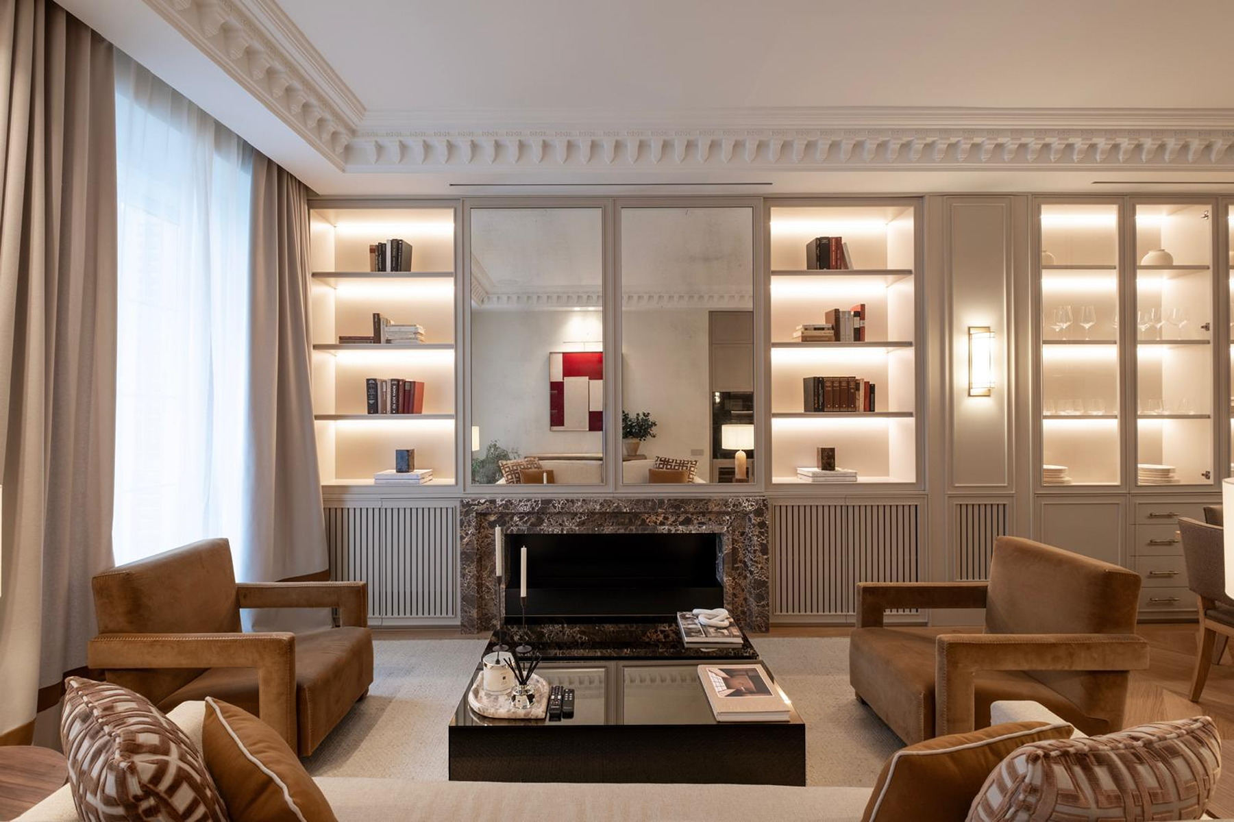  Renovated home near Retiro in classic building with two garages - 物件實景