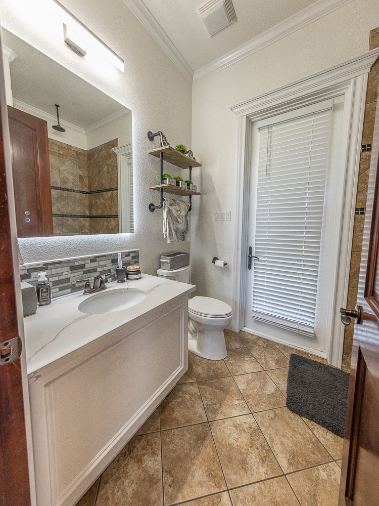 Lubbock, Texas, 79424, United States, 4 Bedrooms Bedrooms, ,4 BathroomsBathrooms,Residential,For Sale,1901178