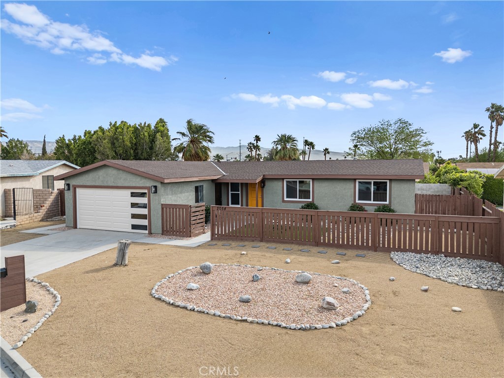 PALM SPRINGS, California, 92262, United States, 4 Bedrooms Bedrooms, ,2 BathroomsBathrooms,Residential,For Sale,1722604