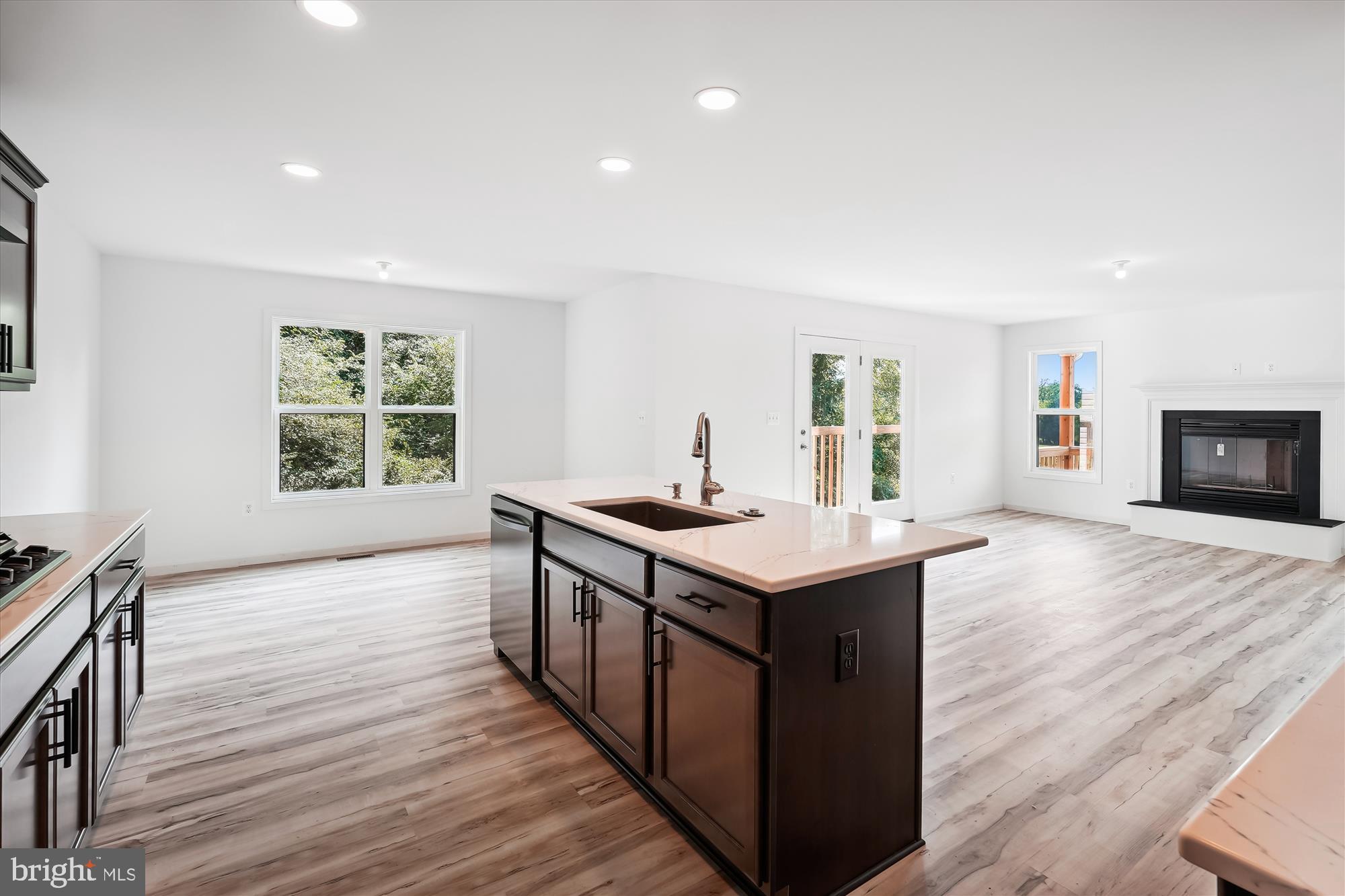 Amissville, Virginia, 20106, United States, 4 Bedrooms Bedrooms, ,3 BathroomsBathrooms,Residential,For Sale,1920325
