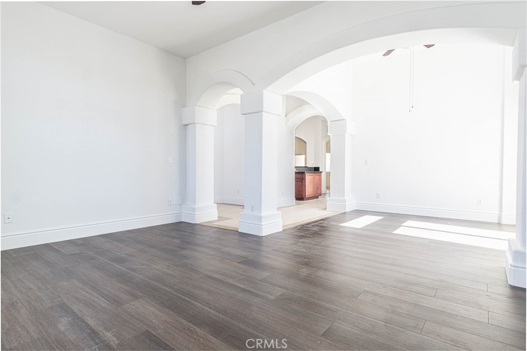 Apple Valley, California, 92307, United States, 5 Bedrooms Bedrooms, ,5 BathroomsBathrooms,Residential,For Sale,2025111