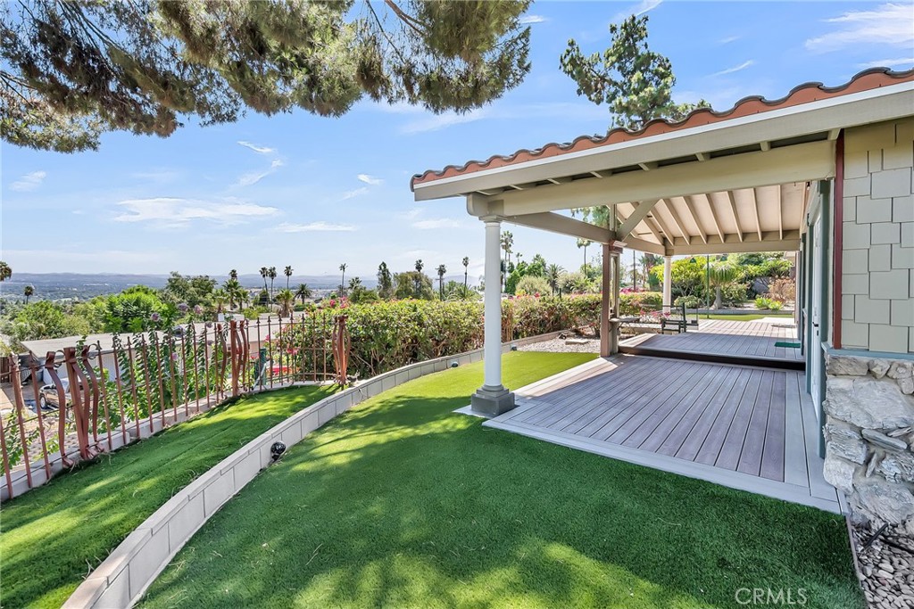 Jurupa Valley, California, 92509, United States, 3 Bedrooms Bedrooms, ,2 BathroomsBathrooms,Residential,For Sale,1939964