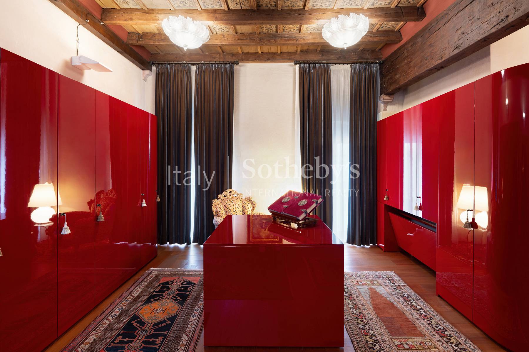  Prestigious Penthouse in a Historic Palazzo in the Heart of Verona - 物件實景