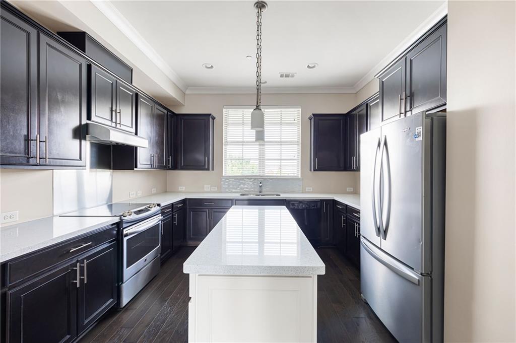 Smyrna, Georgia, 30080, United States, 3 Bedrooms Bedrooms, ,4 BathroomsBathrooms,Residential,For Sale,1998879