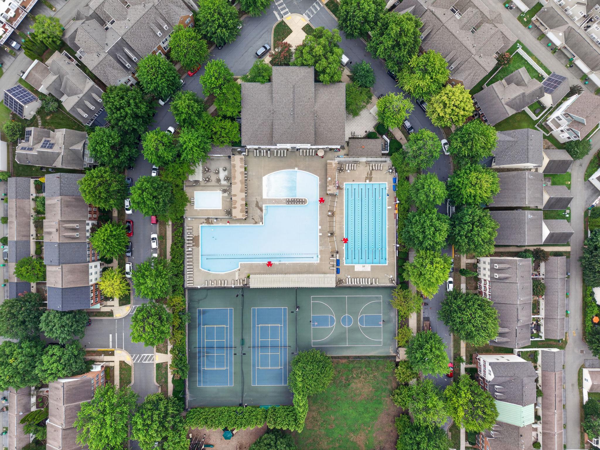  973 Main Street, Gaithersburg, MD, 20878 - 物件實景