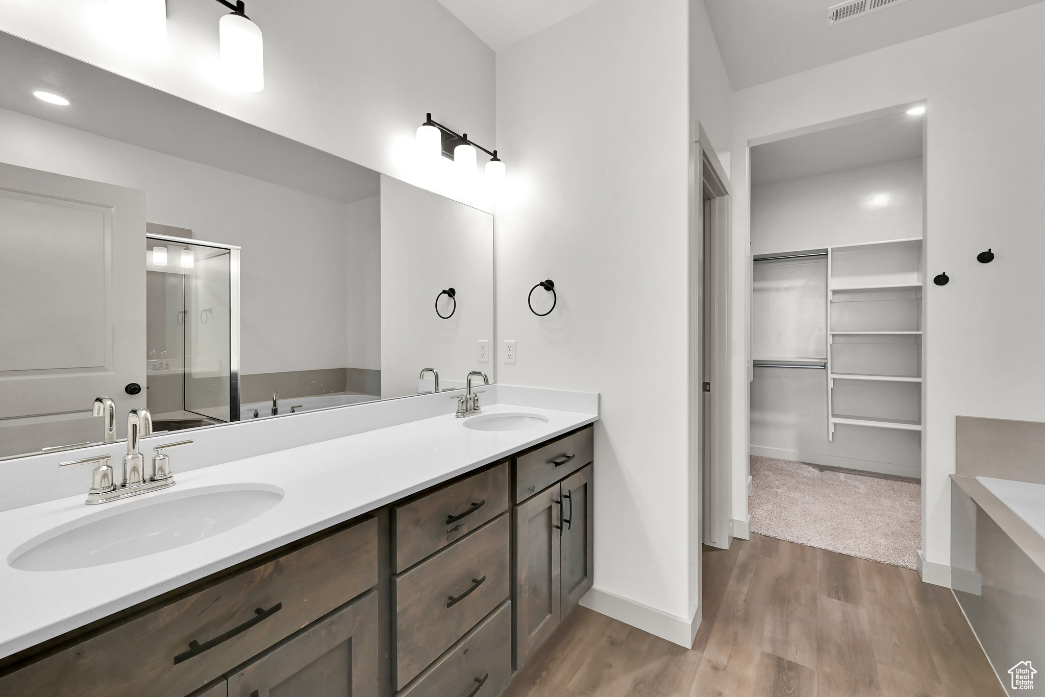 West Haven, Utah, 84401, United States, 3 Bedrooms Bedrooms, ,2 BathroomsBathrooms,Residential,For Sale,1925737