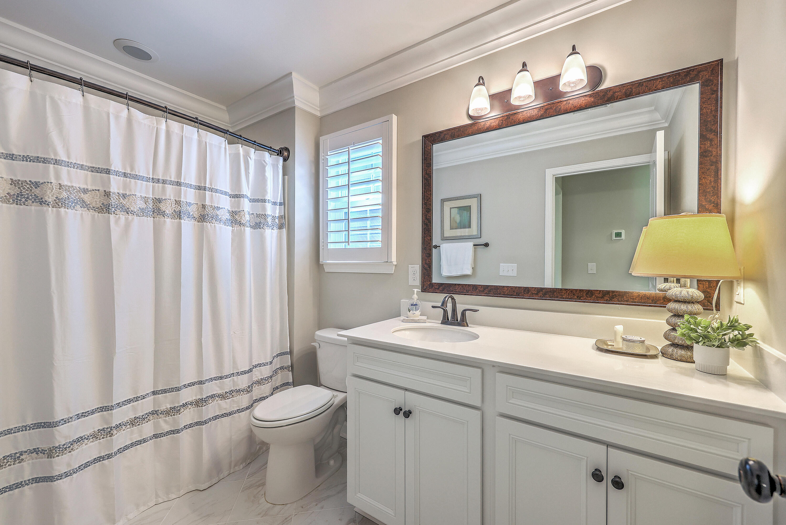 Charleston, South Carolina, 29414, United States, 4 Bedrooms Bedrooms, ,4 BathroomsBathrooms,Residential,For Sale,1895011