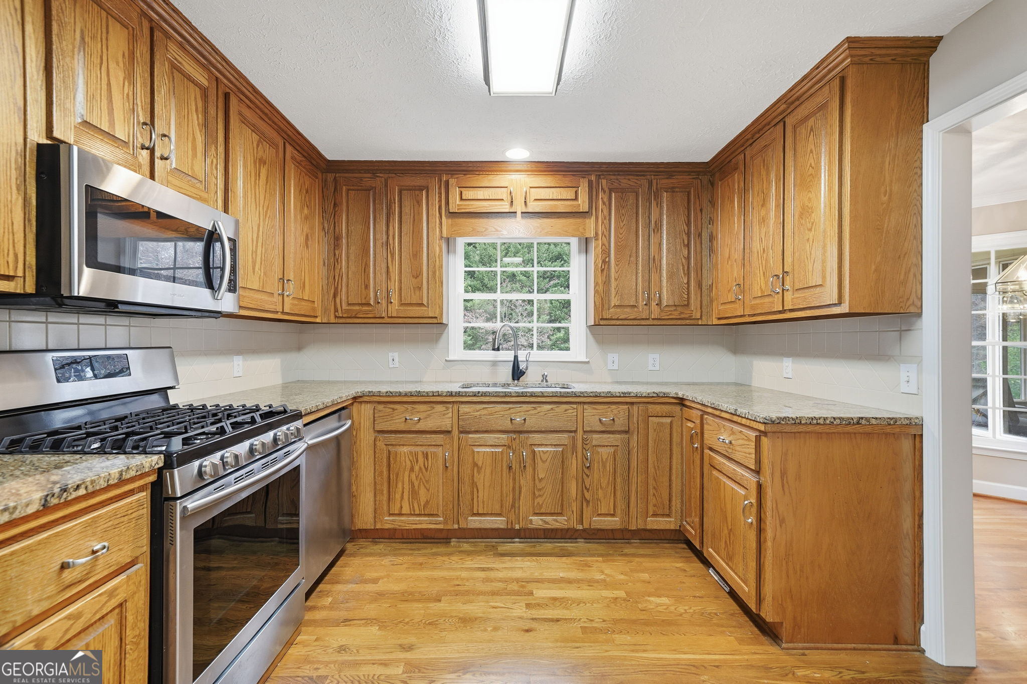 Canton, Georgia, 30114, United States, 4 Bedrooms Bedrooms, ,4 BathroomsBathrooms,Residential,For Sale,1860332