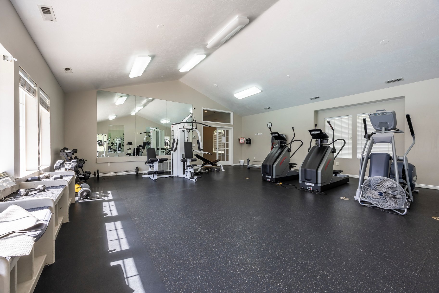  Quiet Main-Floor Living Near Utah Valley University & Orem Temple - 物件實景