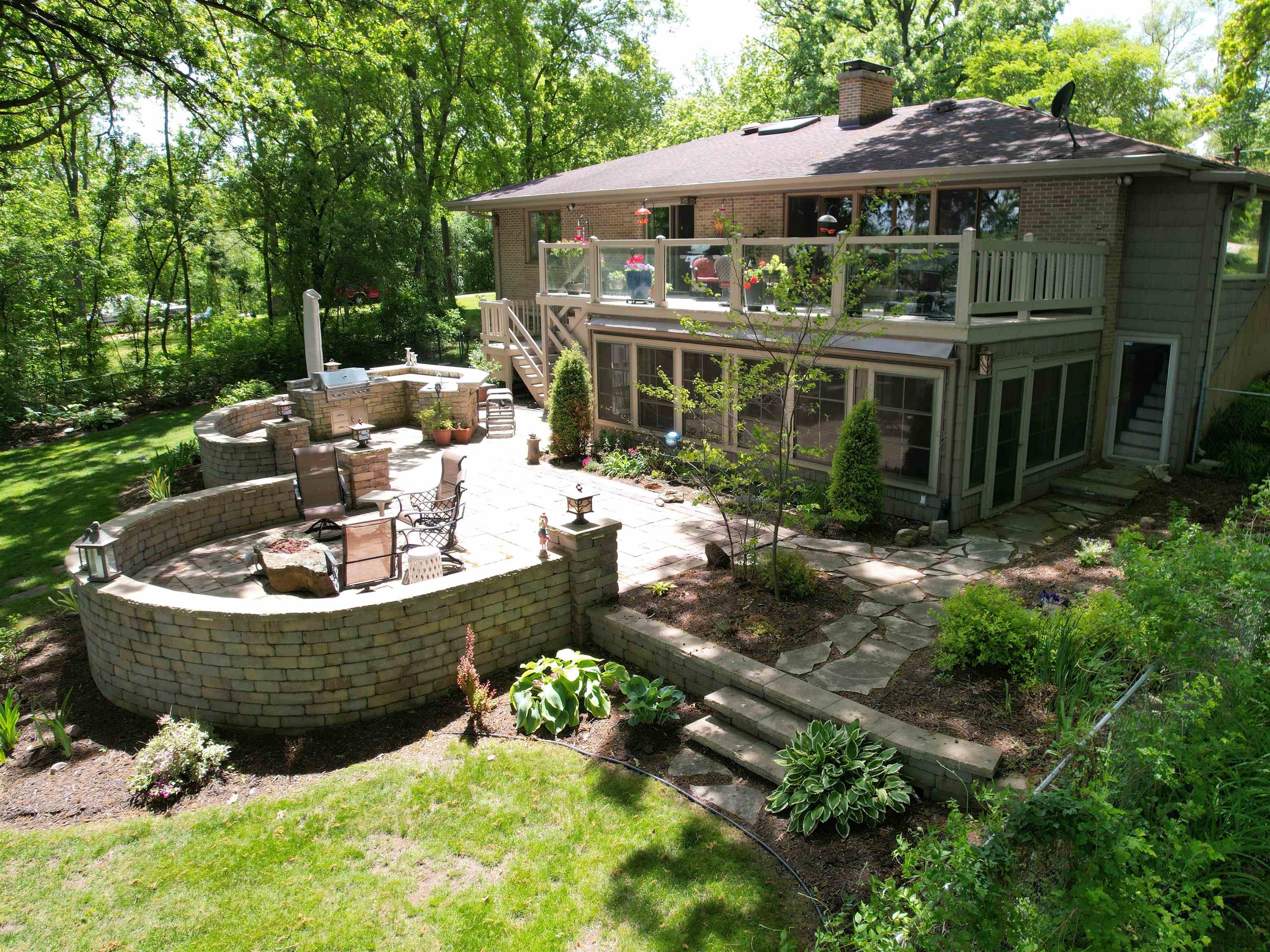 Beloit, Wisconsin, 53511, United States, 4 Bedrooms Bedrooms, ,3 BathroomsBathrooms,Residential,For Sale,1908043