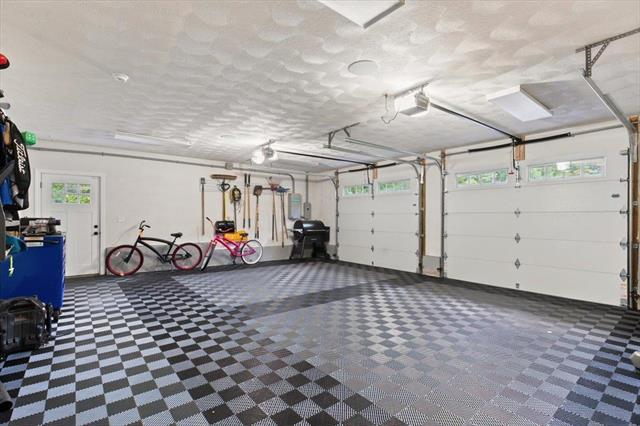 Derry, New Hampshire, 03038, United States, 3 Bedrooms Bedrooms, ,3 BathroomsBathrooms,Residential,For Sale,1886983