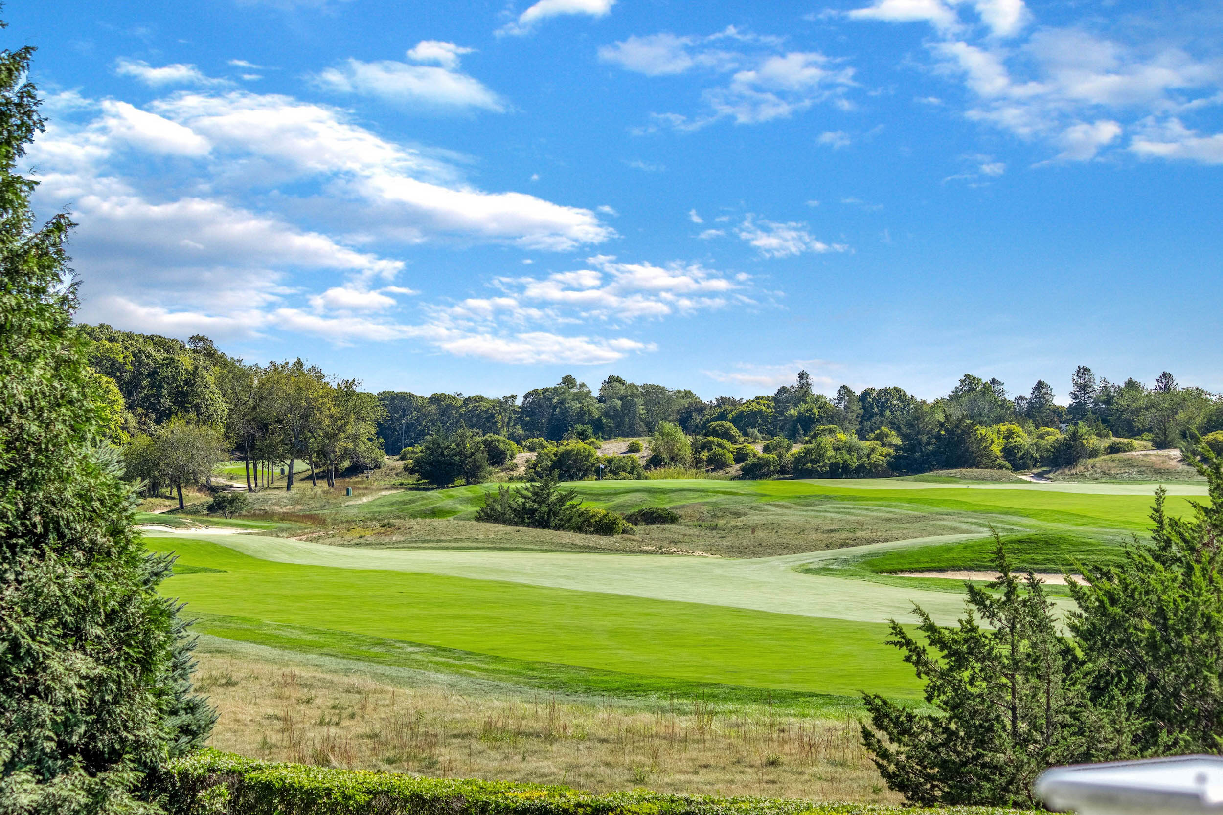  350 Laurel Way, Laurel, NY 11948 - 物件實景