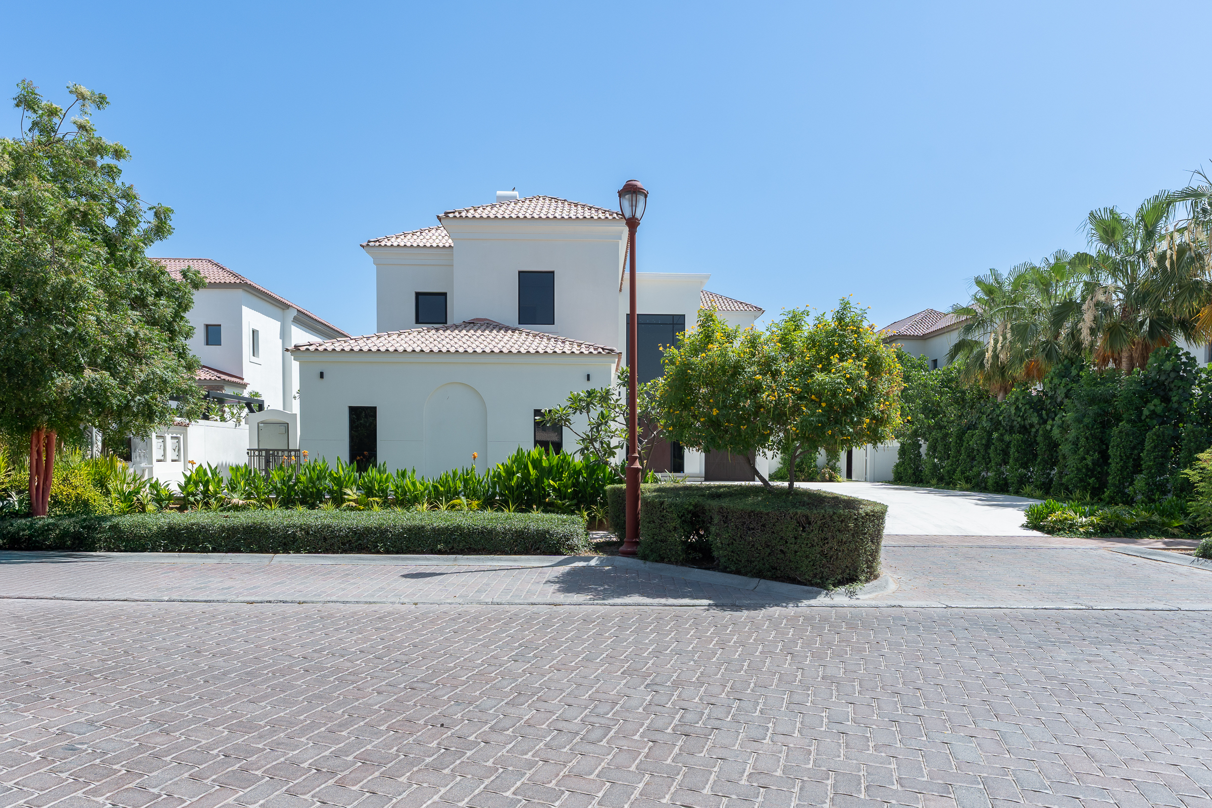  Spacious Fully Upgraded Villa in JGE - 物件實景