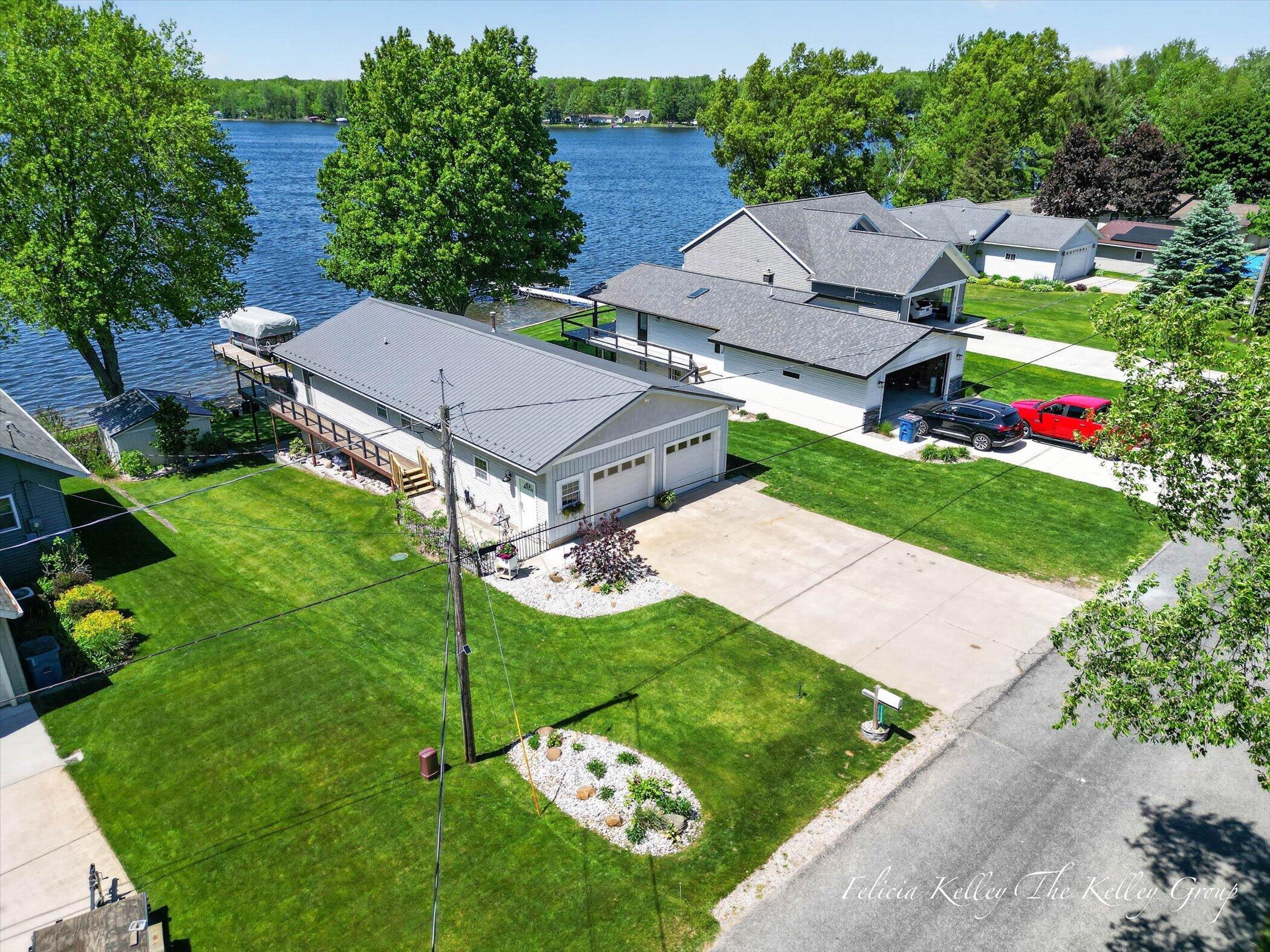 Howard City, Michigan, 49329, United States, 3 Bedrooms Bedrooms, ,1 BathroomBathrooms,Residential,For Sale,2048764