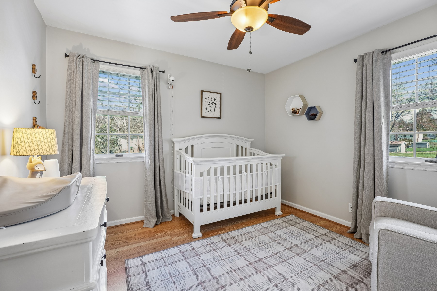  Conveniently Located ?Diamond Hill? Neighborhood Colonial - 物件實景