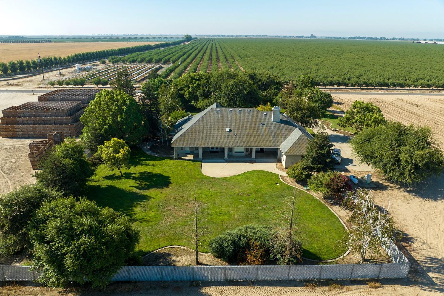 Livingston, California, 95334, United States, 5 Bedrooms Bedrooms, ,4 BathroomsBathrooms,Residential,For Sale,2005232