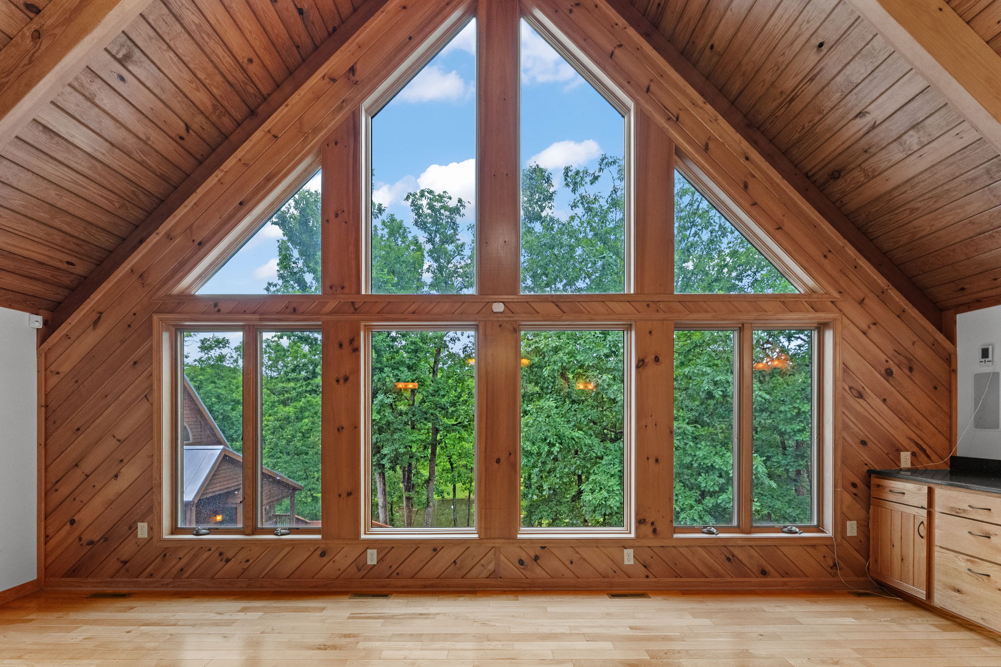  310 Red Gate Retreat Way, Berkeley Springs, WV 25411 - 物件實景