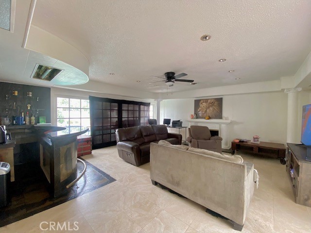 Garden Grove, California, 92841, United States, 4 Bedrooms Bedrooms, ,3 BathroomsBathrooms,Residential,For Sale,1980763