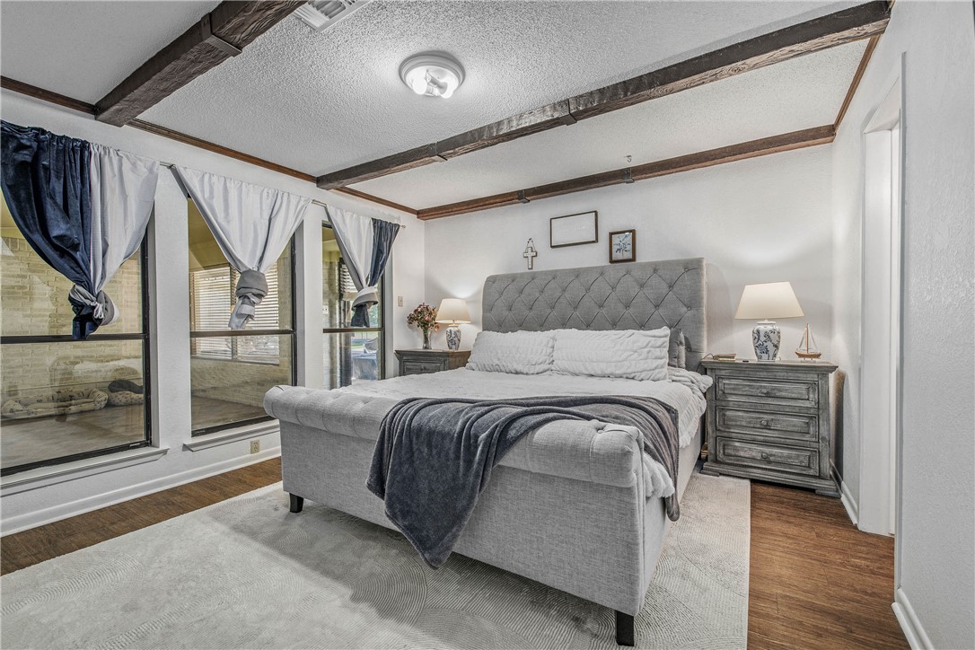 Bryan, Texas, 77802, United States, 3 Bedrooms Bedrooms, ,2 BathroomsBathrooms,Residential,For Sale,1975347